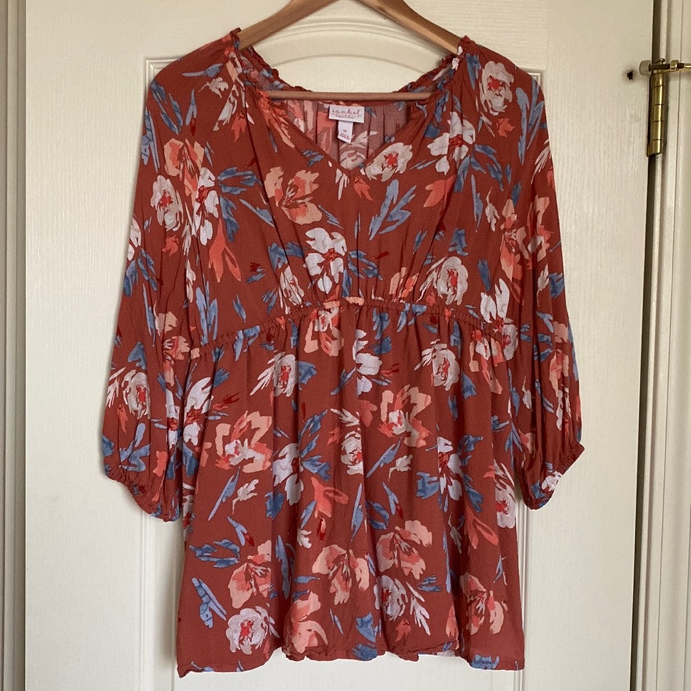 Ingrid & Isabel Floral Maternity top, Medium